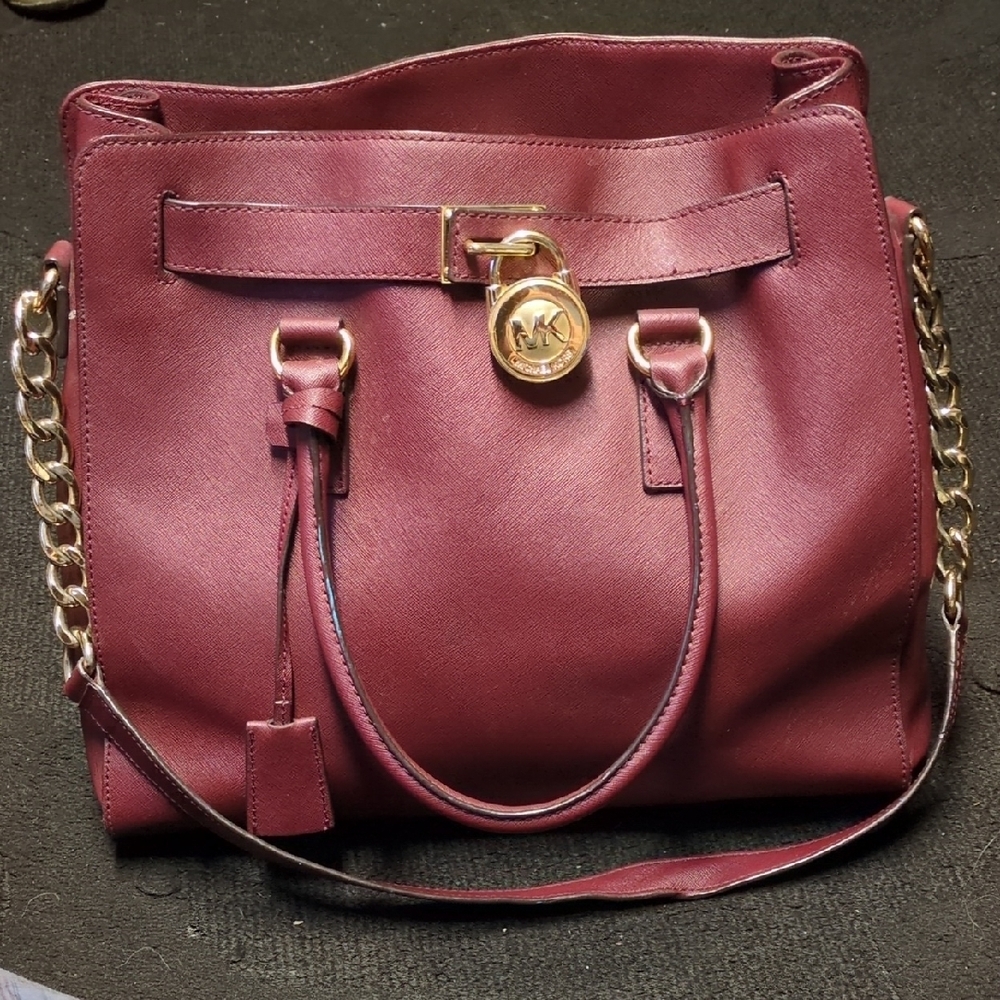 Michael Kors Red and Gold Shoulder Bag with Chain Strap
